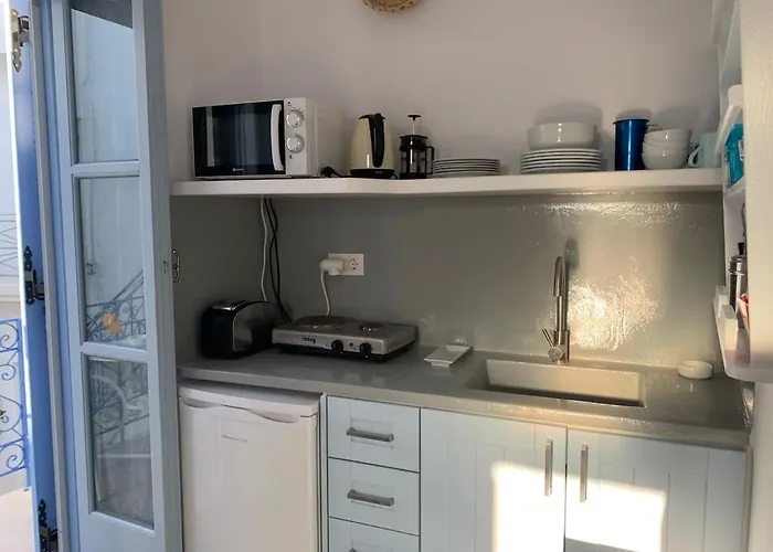 Liada Cosy Avec Balcon, Centre De Parikia Et Proche Appartement